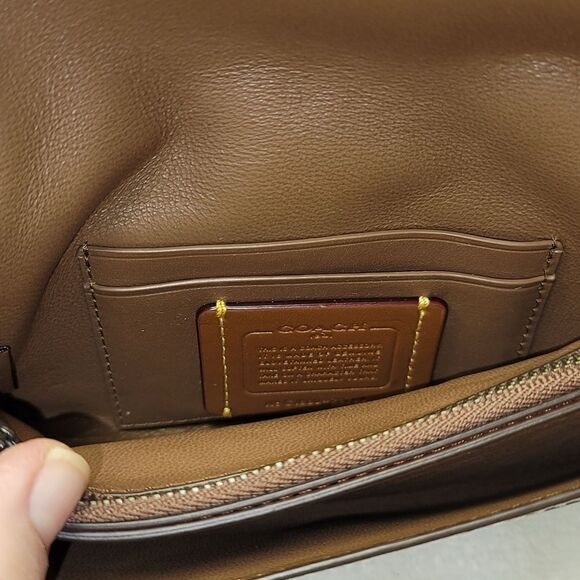 NWT ~COACH 1941 Glovetanned Chalk Colorblock Wristlet Wallet - Picture 7 of 7